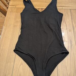 Women's Ambiance Seamless Scoop Neck Bodysuit Black Size Multiple